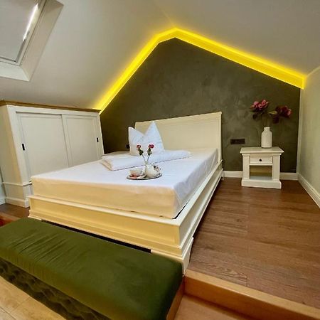 Casa Del Sole Hotel Alba Iulia Eksteriør billede