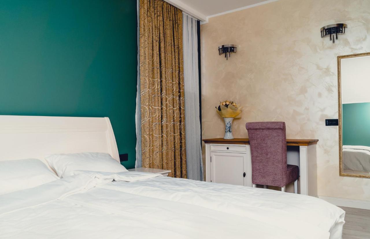 Casa Del Sole Hotel Alba Iulia Eksteriør billede