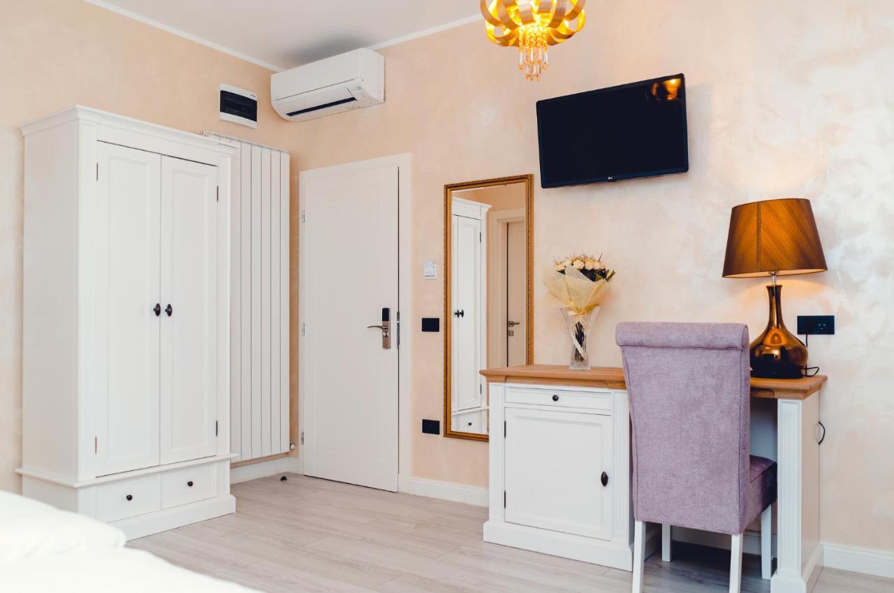 Casa Del Sole Hotel Alba Iulia Eksteriør billede
