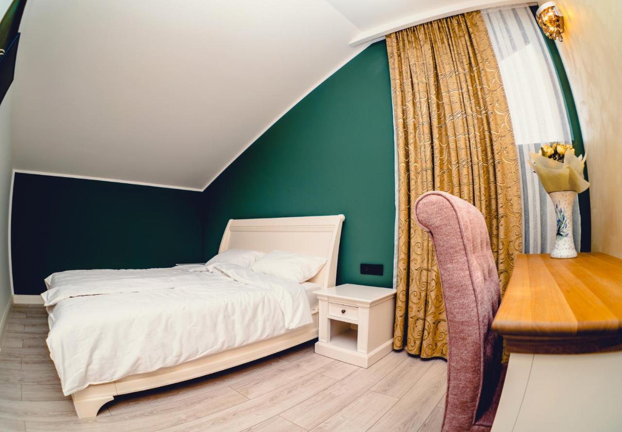 Casa Del Sole Hotel Alba Iulia Eksteriør billede